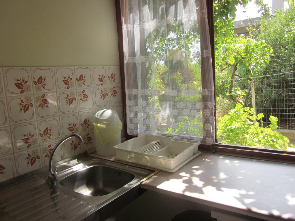 Tina Rooms Gialtra Buitenkant foto